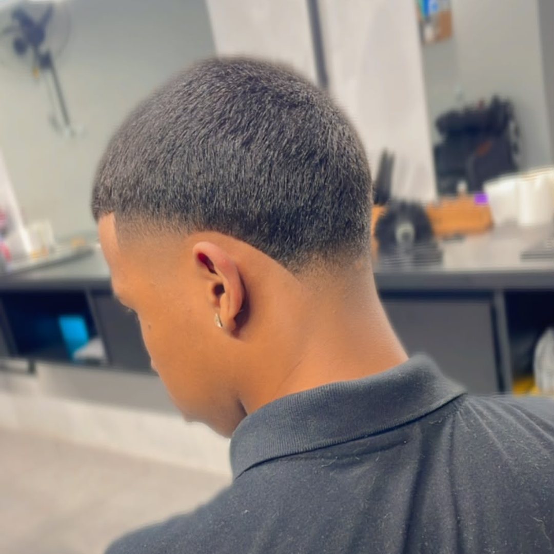 Degradê — acabamento da nuca — G. Brooklyn Barbearia